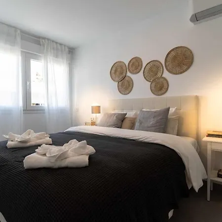 Апартаменты Cala Metres From The Sea Малага